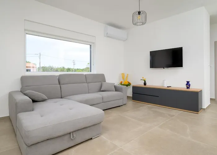 Cell By Istrialux Villa Grandici
