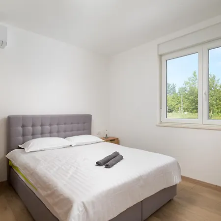 Cell By Istrialux *