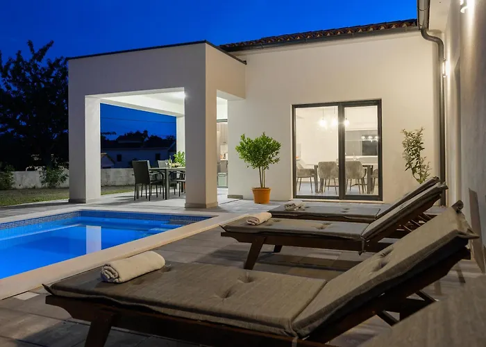 Cell By Istrialux Vila *