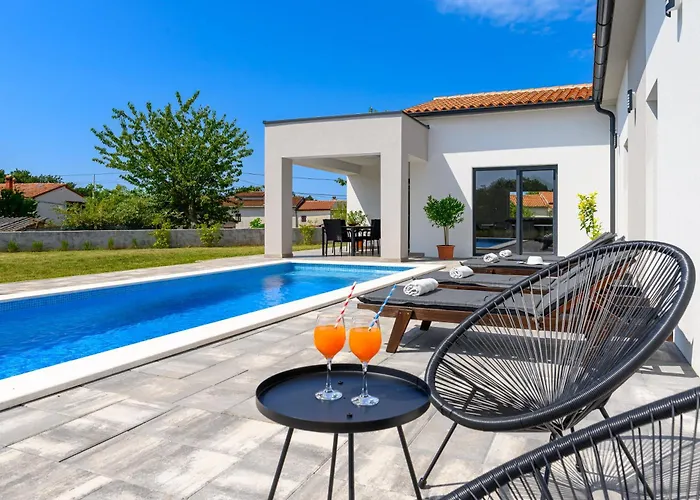 Cell By Istrialux Vila